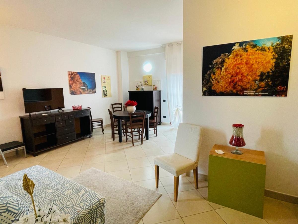 Regina Del Mare Holiday Apartments Tirrenia Buitenkant foto