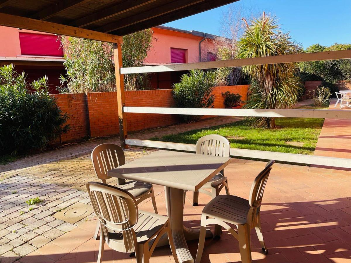Regina Del Mare Holiday Apartments Tirrenia Buitenkant foto